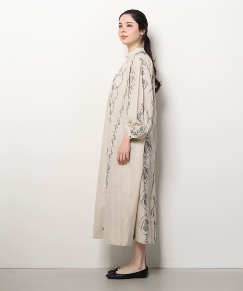 mudoca(ムドカ)の「ワンピース -とくべつな場所-(ワンピース・レディース・ベージュ/スミクロ・FREE)」の16枚目の写真