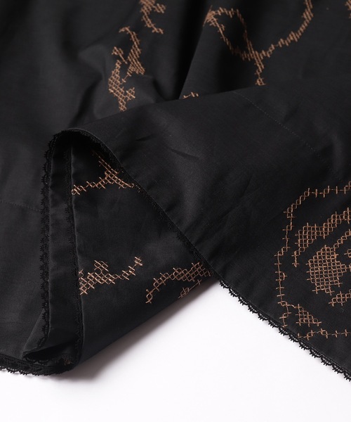 mudoca(ムドカ)の「ワンピース -とくべつな場所-(ワンピース・レディース・ベージュ/スミクロ・FREE)」の13枚目の写真