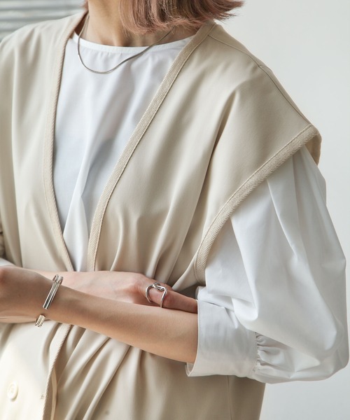 Chillfar（チルファー）の「セミストレッチツイルベスト（ベスト・レディース・ブラック/ベージュ/ブラウン/アイボリー・FREE）」の12枚目の写真