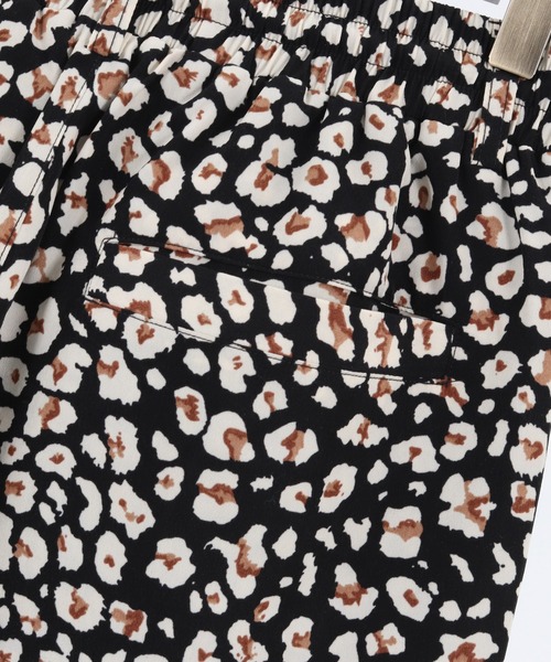 CAMBIO(カンビオ)の「mp9737-Leopard Relax Pants パンツ(その他パンツ・メンズ・ネイビー/ベージュ/ブラック・L/M/S)」の16枚目の写真