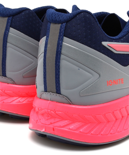 PUMA(プーマ)の「プーマ イグナイト (WOMEN)(その他シューズ・レディース・グレー/ブラック/ネイビー/ライトブルー・25cm/22.5cm/23cm/24.5cm/23.5cm/25.5cm/24cm)」の11枚目の写真