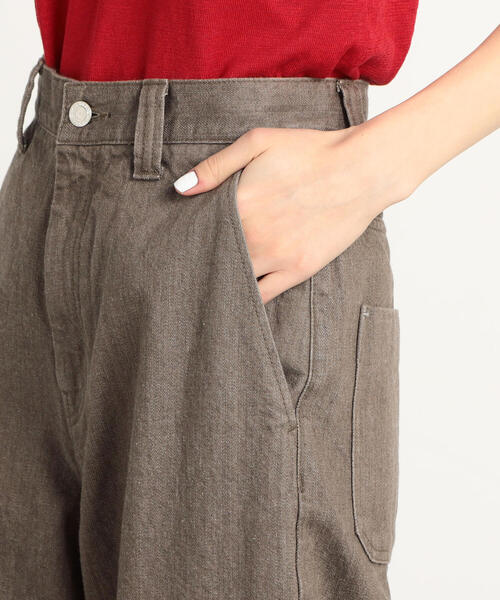 TOMORROWLAND (トゥモローランド)の「コットンデニム ハイウエストワイドパンツ(デニムパンツ・レディース・ホワイト/ブルー/キャメル・36/34/32)」の11枚目の写真