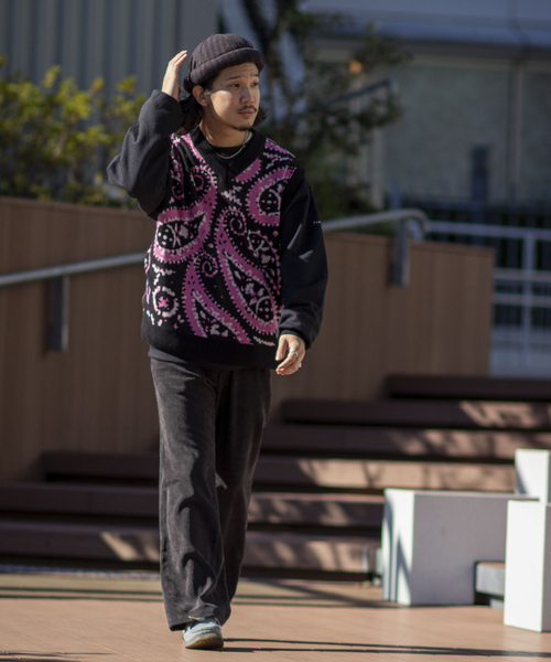 JOINT WORKS(ジョイントワークス)の「JW-KNIT PAISLEY ジャガードベスト(ベスト・メンズ・ブラック/ブルー系その他・MEDIUM/LARGE)」の6枚目の写真
