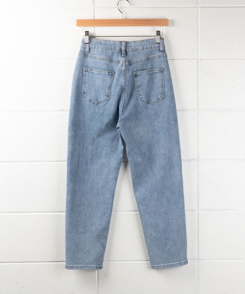 me+em select（ミームセレクト）の「【 S／M／L／XLサイズ展開 】ダブルタグテーパードスキニーストレッチデニムパンツ（デニムパンツ・レディース・ブルー・LARGE/MEDIUM/SMALL/X-LARGE）」の9枚目の写真