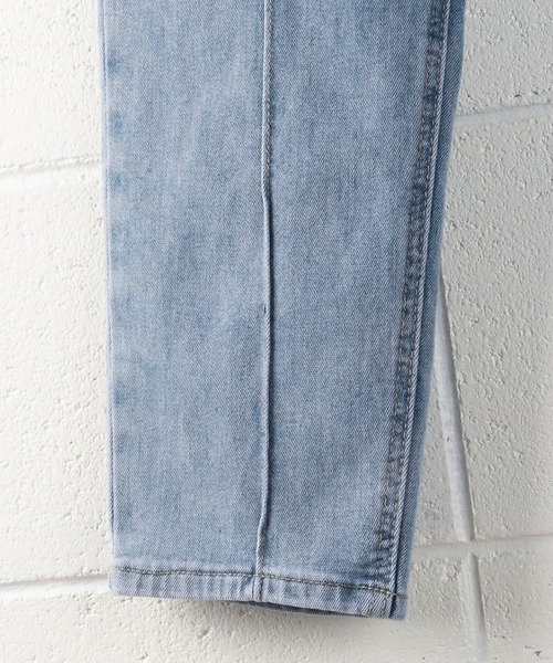 me+em select（ミームセレクト）の「【 S／M／L／XLサイズ展開 】ダブルタグテーパードスキニーストレッチデニムパンツ（デニムパンツ・レディース・ブルー・LARGE/MEDIUM/SMALL/X-LARGE）」の10枚目の写真
