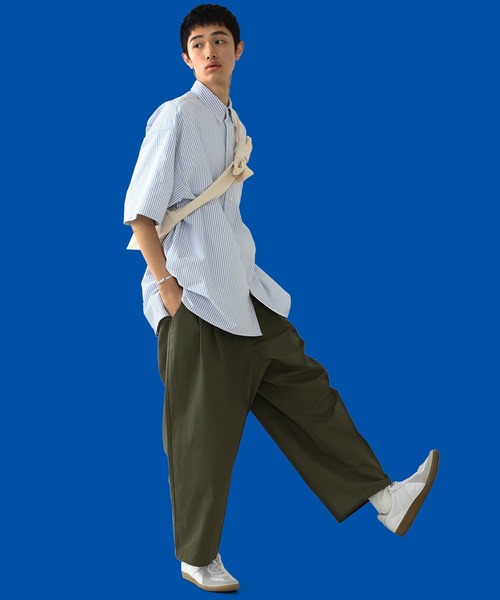 YUYA × BeAMS DOT(ユウヤバイビームスドット)の「YUYA × BeAMS DOT / 2タック ルーズ テーパード パンツ(チノパンツ・メンズ・オリーブ/ホワイト/ベージュ/チャコールグレー/ダークブラウン/ベージュ系その他・LARGE/MEDIUM)」の19枚目の写真