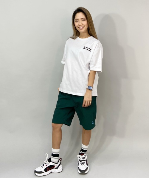 RVCA(ルーカ)の「RVCA/ルーカ ビッグシルエット バックプリントロゴTシャツ BC043-238(Tシャツ/カットソー・レディース・ブラック/ホワイト/ベージュ・L/M/S)」の8枚目の写真