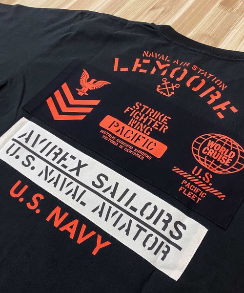 AVIREX(アヴィレックス)の「NAVAL SHEETI PATCH 半袖Tシャツ(Tシャツ/カットソー・メンズ・ダークオリーブ/ブラック/ホワイト/オレンジ・XXL/L/XL/M)」の11枚目の写真