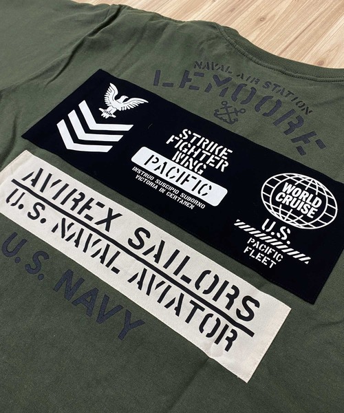 AVIREX(アヴィレックス)の「NAVAL SHEETI PATCH 半袖Tシャツ(Tシャツ/カットソー・メンズ・ダークオリーブ/ブラック/ホワイト/オレンジ・XXL/L/XL/M)」の16枚目の写真