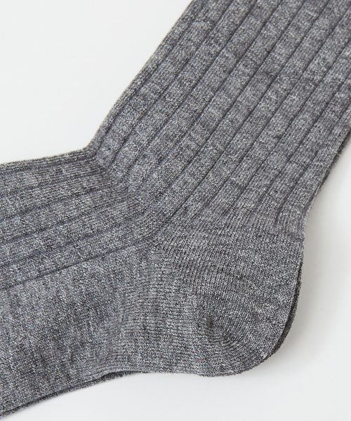 ABAHOUSE（アバハウス）の「無地 リブ カラーソックス（ソックス/靴下・メンズ・グレー/ホワイト/ブラック/グレイッシュベージュ/グリーン系その他/ブラウン系その他/ピンク系その他・フリー）」の12枚目の写真