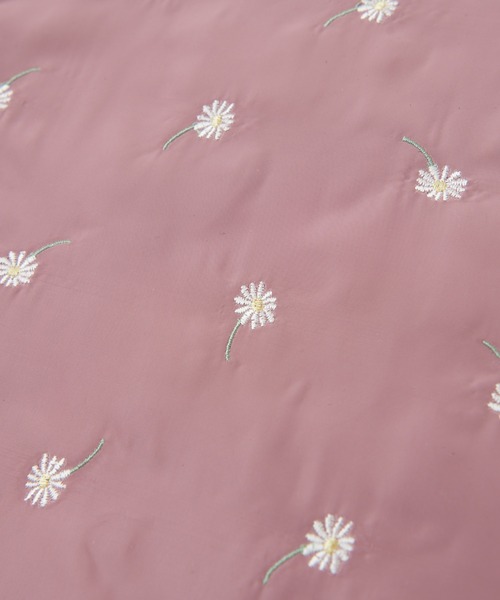 natural couture(ナチュラルクチュール)の「お花刺繍大人うちわケース(その他雑貨・レディース・オフホワイト/ピンク/オレンジ/ブルー/ミント/ラベンダー/ブラック・FREE)」の21枚目の写真