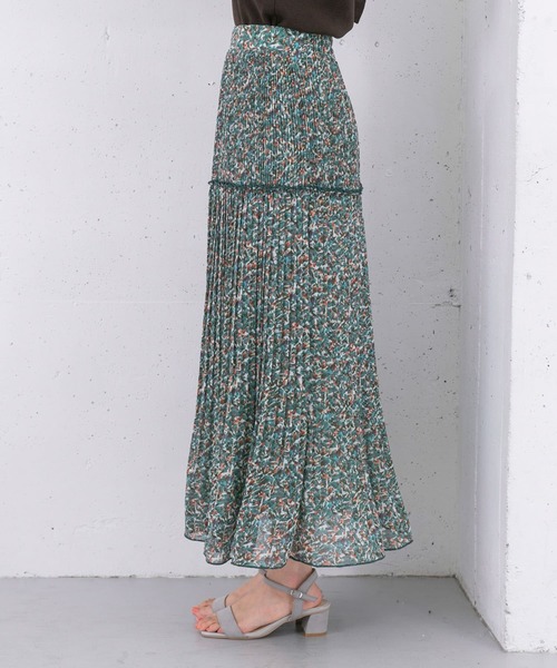 KBF(ケイビーエフ)の「プリーツmixスカート(スカート・レディース・ブラック/アイボリー/グリーン系その他/イエロー系その他・ONE)」の7枚目の写真