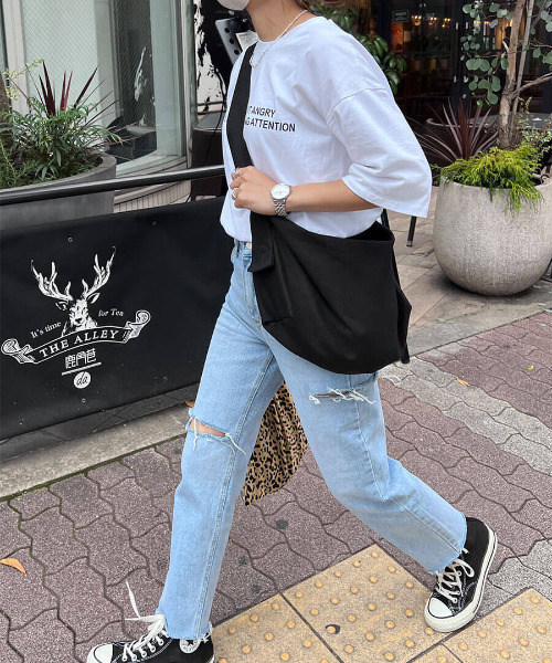 ISOOK（アイスー）の「Canvas tote bag / キャンバストートバッグ（chiica select）（ショルダーバッグ・レディース・ブラック/アイボリー・FREE）」の11枚目の写真