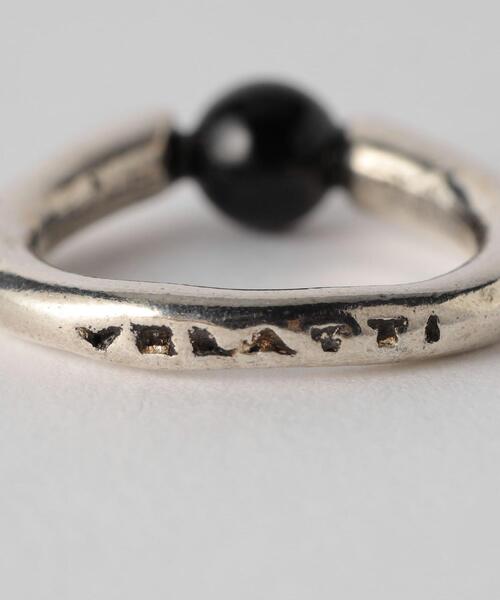 VELATTI(ヴェラッティ)の「【別注】<VELATTI>ブラック ストーン リング(リング・レディース・シルバー・FREE)」の4枚目の写真