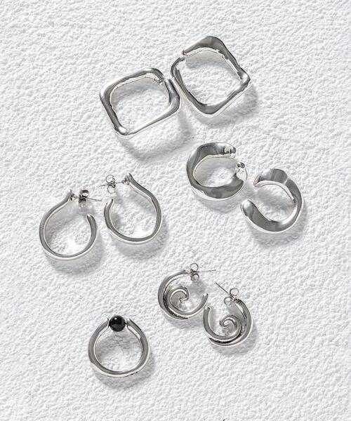 VELATTI(ヴェラッティ)の「【別注】<VELATTI>ブラック ストーン リング(リング・レディース・シルバー・FREE)」の9枚目の写真