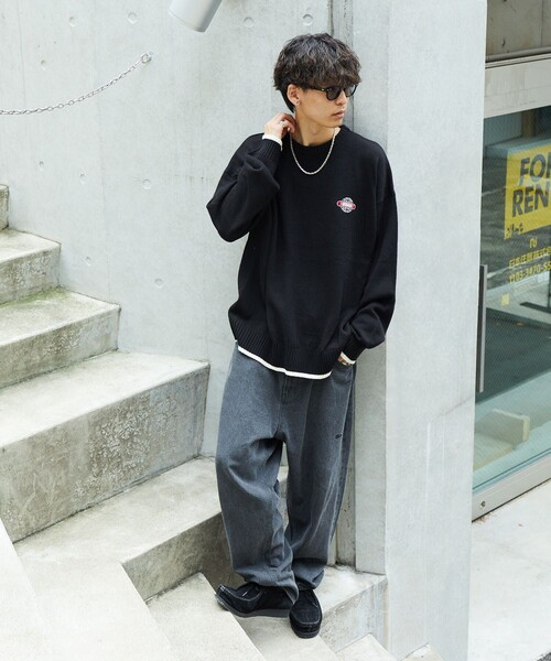VISION STREET WEAR(ヴィジョンストリートウェア)の「【22FW】【VISION STREET WEAR/ヴィジョンストリートウェア】 別注ジャガードロゴクルーネックニット/オーバーサイズ/ユニセックス(ニット/セーター・メンズ・ブラック/オフホワイト/ブルー/グリーン/マスタード・MEDIUM/LARGE/X-LARGE)」の12枚目の写真