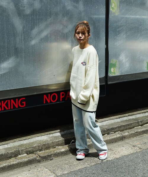 VISION STREET WEAR(ヴィジョンストリートウェア)の「【22FW】【VISION STREET WEAR/ヴィジョンストリートウェア】 別注ジャガードロゴクルーネックニット/オーバーサイズ/ユニセックス(ニット/セーター・メンズ・ブラック/オフホワイト/ブルー/グリーン/マスタード・MEDIUM/LARGE/X-LARGE)」の20枚目の写真