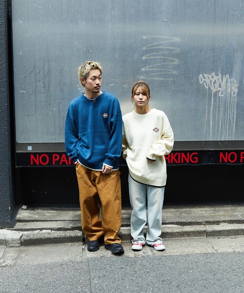 VISION STREET WEAR(ヴィジョンストリートウェア)の「【22FW】【VISION STREET WEAR/ヴィジョンストリートウェア】 別注ジャガードロゴクルーネックニット/オーバーサイズ/ユニセックス(ニット/セーター・メンズ・ブラック/オフホワイト/ブルー/グリーン/マスタード・MEDIUM/LARGE/X-LARGE)」の7枚目の写真