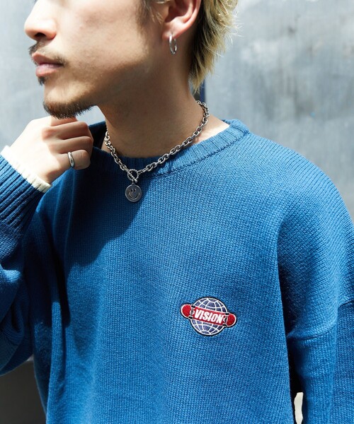VISION STREET WEAR(ヴィジョンストリートウェア)の「【22FW】【VISION STREET WEAR/ヴィジョンストリートウェア】 別注ジャガードロゴクルーネックニット/オーバーサイズ/ユニセックス(ニット/セーター・メンズ・ブラック/オフホワイト/ブルー/グリーン/マスタード・MEDIUM/LARGE/X-LARGE)」の13枚目の写真
