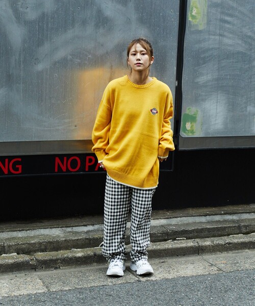 VISION STREET WEAR(ヴィジョンストリートウェア)の「【22FW】【VISION STREET WEAR/ヴィジョンストリートウェア】 別注ジャガードロゴクルーネックニット/オーバーサイズ/ユニセックス(ニット/セーター・メンズ・ブラック/オフホワイト/ブルー/グリーン/マスタード・MEDIUM/LARGE/X-LARGE)」の22枚目の写真