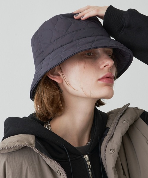 AIVER(アイバー)の「AIVER ナイロンキルティングバケットハット(ハット・メンズ・ネイビー/チャコールグレー/ブラック・FREE)」の10枚目の写真