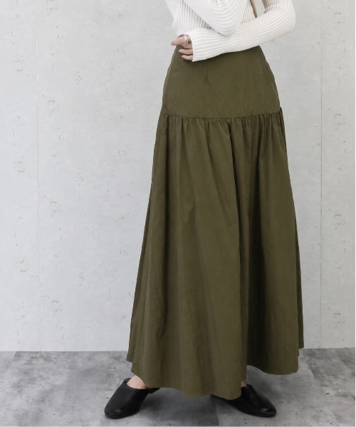 Per sist ence(パーシエンス)の「Per sist ence/ シャカシャカティアードスカート(スカート・レディース・ブラック/ピンク/オレンジ/アイボリー/グレイッシュベージュ/カーキ・FREE)」の4枚目の写真