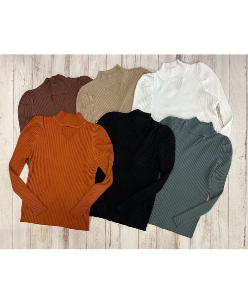 Jewelobe（ジュエローブ）の「カットアウト袖タックタイトニットトップス（ニット/セーター・レディース・ホワイト/ブラック/ベージュ/ブラウン/オレンジ/グリーン・FREE）」の17枚目の写真