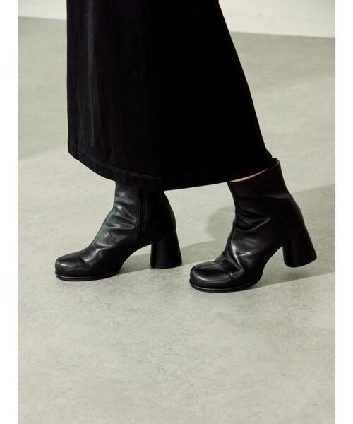 AMERICAN HOLIC（アメリカンホリック）の「オブリークショートブーツ（ブーツ・レディース・ブラック/アイボリー・S/M/L）」の10枚目の写真