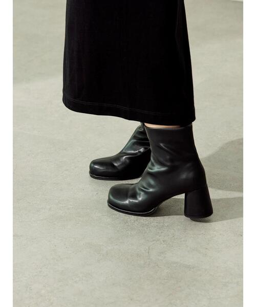 AMERICAN HOLIC（アメリカンホリック）の「オブリークショートブーツ（ブーツ・レディース・ブラック/アイボリー・S/M/L）」の12枚目の写真