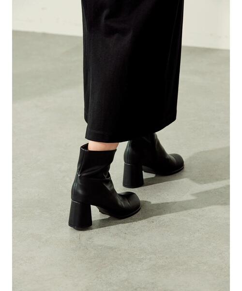 AMERICAN HOLIC（アメリカンホリック）の「オブリークショートブーツ（ブーツ・レディース・ブラック/アイボリー・S/M/L）」の13枚目の写真