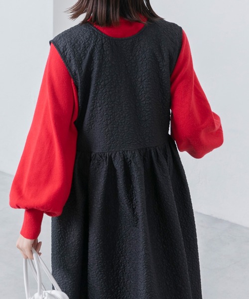 BONLECILL(ボンルシール)の「2wayフラワージャガード 深Vネックジャンスカ/ワンピース(ジャンパースカート・レディース・ネイビー/ブラック/ベージュ・FREE)」の18枚目の写真