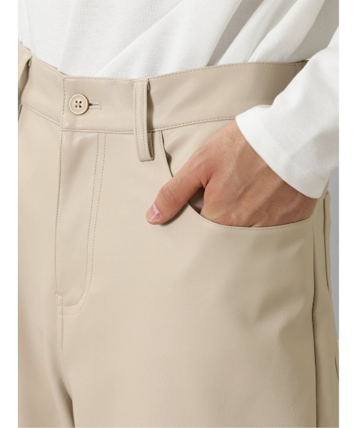 semantic design(セマンティックデザイン)の「*セマンティックデザイン ストレッチ エコレザー フレアパンツ(その他パンツ・メンズ・アイボリー/ブラック・MEDIUM/LARGE)」の11枚目の写真