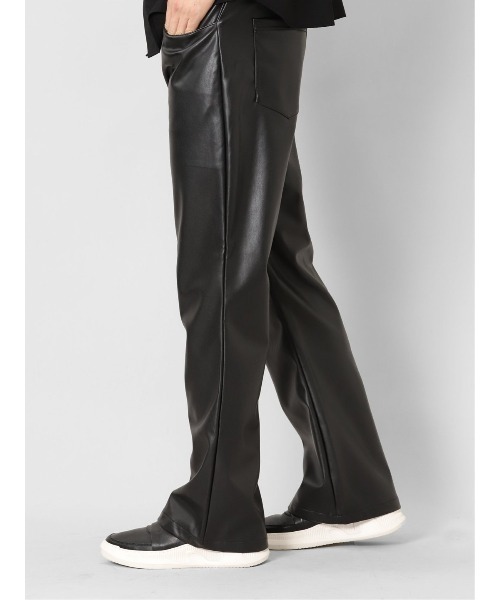 semantic design(セマンティックデザイン)の「*セマンティックデザイン ストレッチ エコレザー フレアパンツ(その他パンツ・メンズ・アイボリー/ブラック・MEDIUM/LARGE)」の16枚目の写真