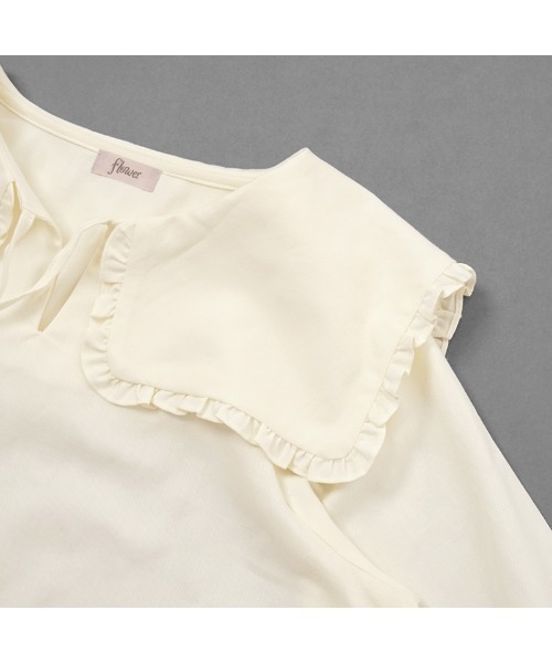 flower（フラワー）の「ビッグカラーブラウス（シャツ/ブラウス・レディース・アイボリー/ブラック・FREE）」の11枚目の写真