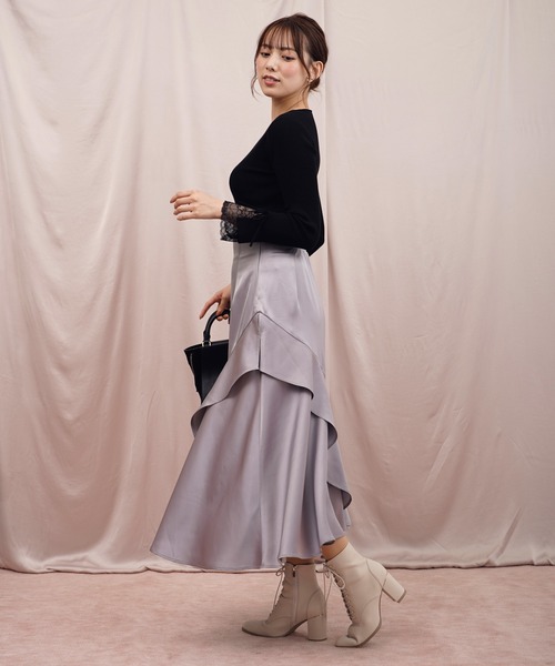 NOELA(ノエラ)の「アシメフリルサテンスカート(スカート・レディース・オフホワイト/サックスブルー/ピンク・フリー)」の13枚目の写真