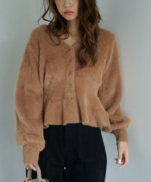 FREE'S MART（フリーズマート）の「◇ショートシャギーペプラムニットカーディガン（カーディガン/ボレロ・レディース・ホワイト/パープル/ベージュ/ピンク・FREE）」の3枚目の写真