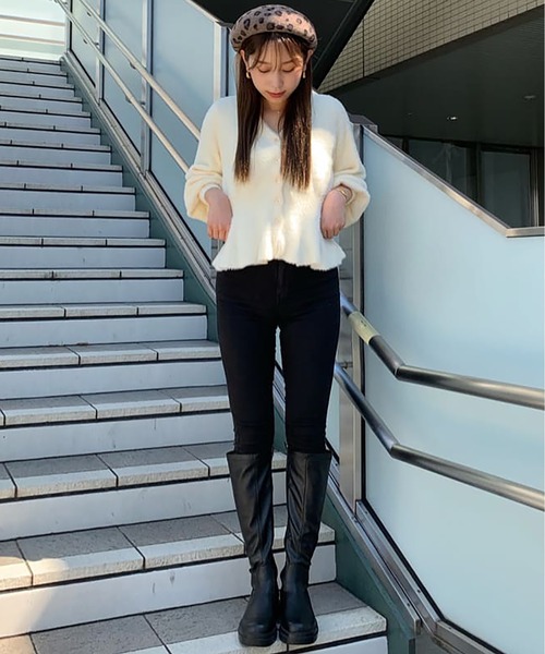 FREE'S MART（フリーズマート）の「◇ショートシャギーペプラムニットカーディガン（カーディガン/ボレロ・レディース・ホワイト/パープル/ベージュ/ピンク・FREE）」の14枚目の写真