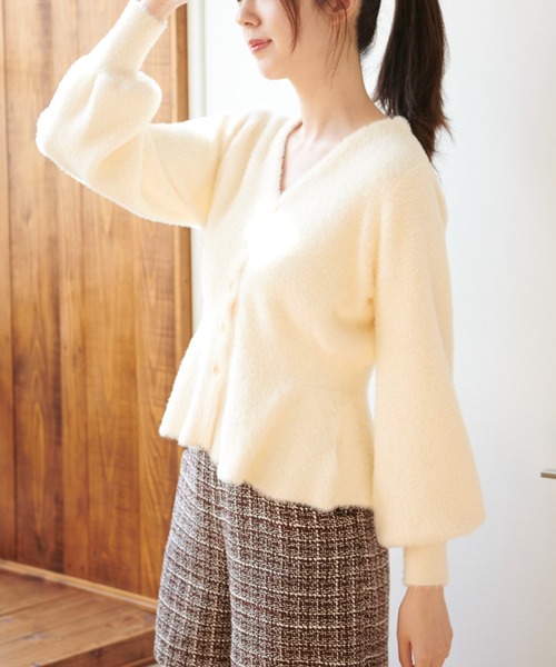 FREE'S MART（フリーズマート）の「◇ショートシャギーペプラムニットカーディガン（カーディガン/ボレロ・レディース・ホワイト/パープル/ベージュ/ピンク・FREE）」の22枚目の写真