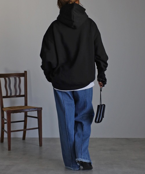 Bonjour Sagan（ボンジュールサガン）の「指穴付き裏毛フーディー（パーカー・レディース・ブラック/ライトグレー・FREE）」の17枚目の写真