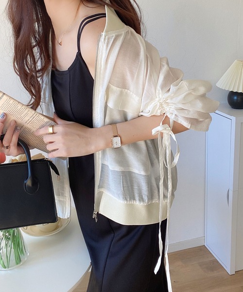 classicalelf(クラシカルエルフ)の「【mily bilet】上級見え間違いなし。シアードロストリボンMA-1(ブルゾン・レディース・ブラック/ベージュ/ホワイト・LARGE/MEDIUM/SMALL/X-LARGE)」の4枚目の写真