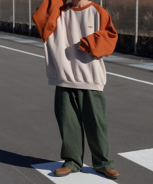 Perushu(ペルーシュ)の「ルーズラグラン裏起毛スウェット(スウェット・メンズ・ベージュ/ネイビー/グレー・MEDIUM/LARGE)」の9枚目の写真