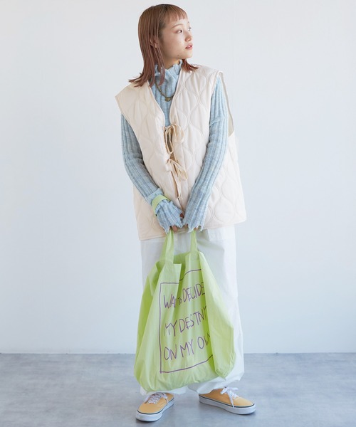 w closet(ダブルクローゼット)の「【SETアイテム】キルティングベスト&コート(ミリタリージャケット・レディース・ライトベージュ/ライトカーキ・FREE)」の18枚目の写真