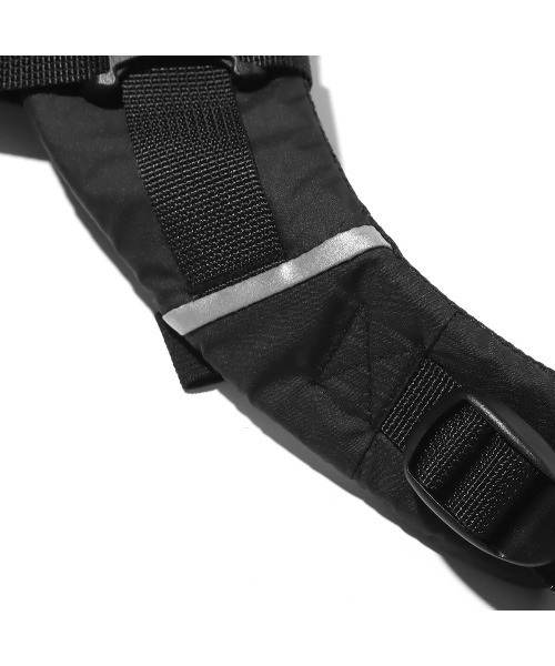 THE NORTH FACE（ザノースフェイス）の「THE NORTH FACE BABY COMPACT CARRIER / ザ・ノース・フェイス ベイビー コンパクト キャリア（抱っこ紐/ベルトカバー/スリング・メンズ・ブラック・FREE）」の9枚目の写真