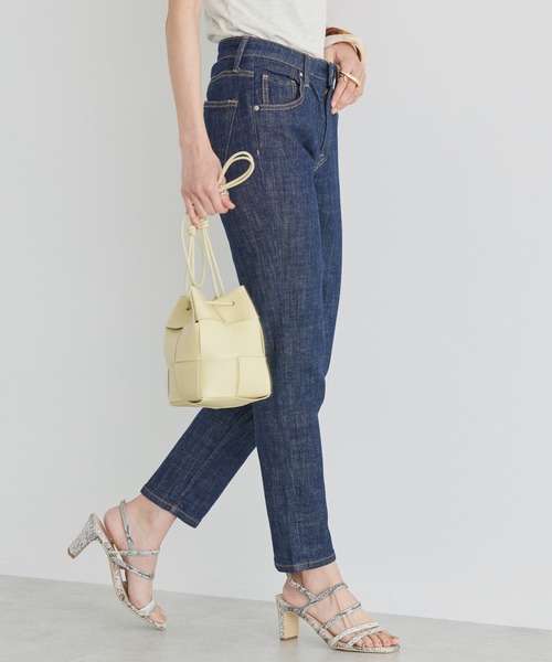 AMERICAN HOLIC(アメリカンホリック)の「テーパードデニム(デニムパンツ・レディース・ライトインディゴブルー/インディゴブルー/ワンウォッシュ/ブラック/ブルー系その他・XS/S/M/L/XL)」の6枚目の写真