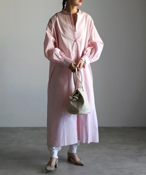 Bonjour Sagan（ボンジュールサガン）の「ボリュームスリーブバンドカラーシャツワンピース（シャツワンピース・レディース・ライトピンク/ライトブルー/ブラック/オフホワイト/イエロー・FREE）」の5枚目の写真