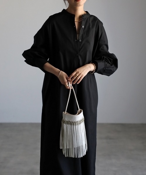 Bonjour Sagan（ボンジュールサガン）の「ボリュームスリーブバンドカラーシャツワンピース（シャツワンピース・レディース・ライトピンク/ライトブルー/ブラック/オフホワイト/イエロー・FREE）」の14枚目の写真