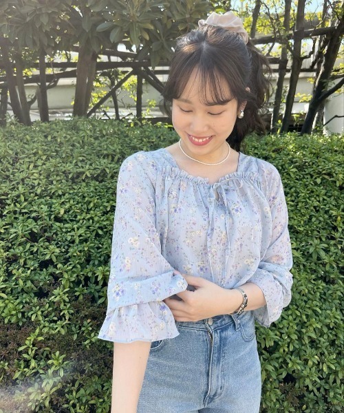 flower（フラワー）の「フローラルキャンディブラウス（シャツ/ブラウス・レディース・ブルー/アイボリー・FREE）」の9枚目の写真