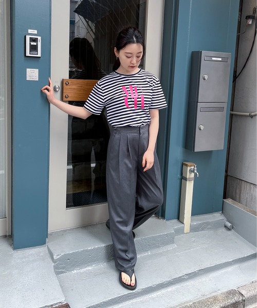feepur(フェピュール)の「MUCH光沢ラバーTee(Tシャツ/カットソー・レディース・ホワイト×ブラック/ホワイト/ブルー/チャコールグレー/オフホワイト・MEDIUM)」の21枚目の写真