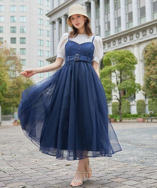 AND COUTURE（アンドクチュール）の「デニム×チュールフレアキャミ 