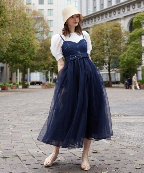 AND COUTURE（アンドクチュール）の「デニム×チュールフレアキャミ